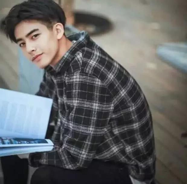 宋威龙怎么成为网红的,宋威龙最火的模特