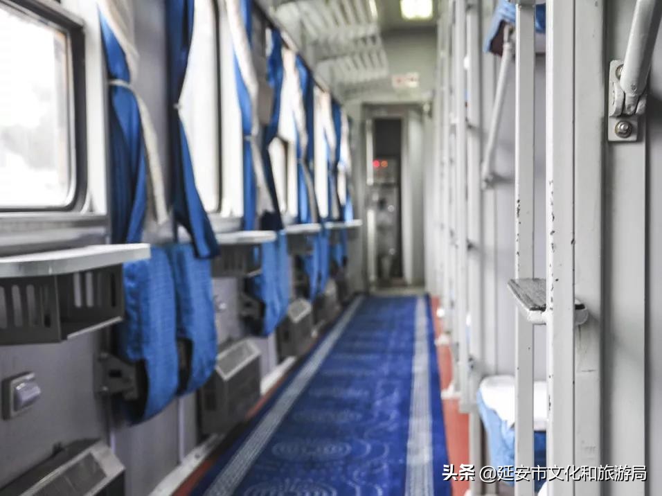 软卧为什么比硬卧贵那么多,高软硬卧和软卧区别