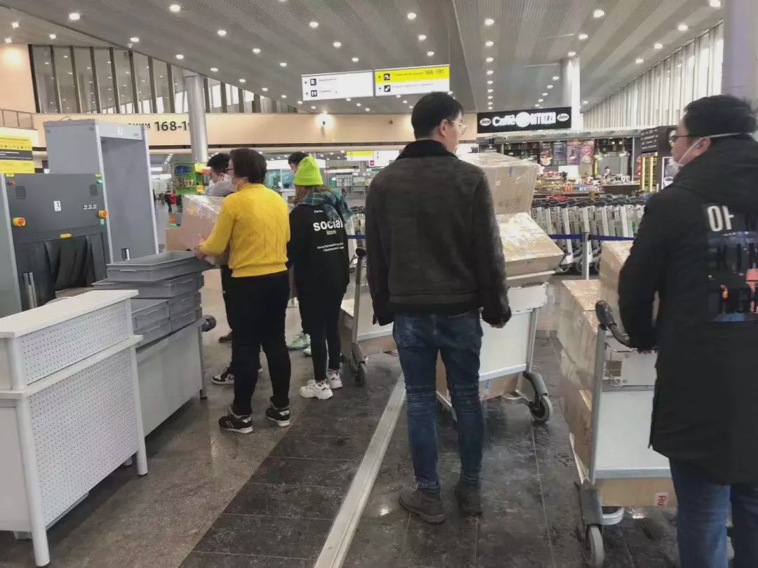 超12吨医疗物资从杭州运出,大批医疗物资运往欧洲