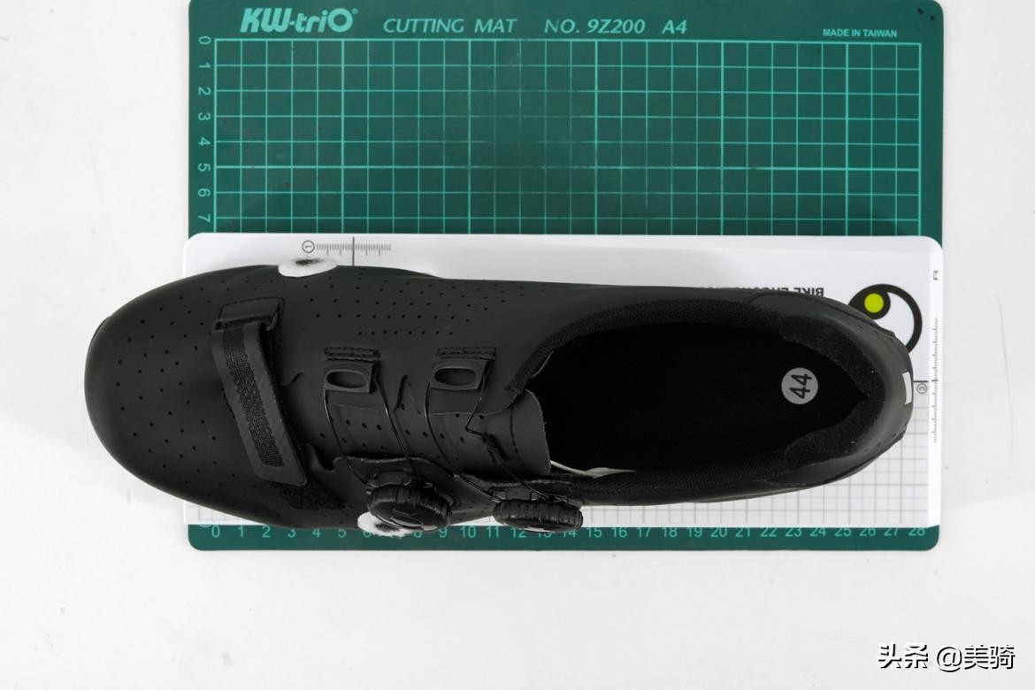 国产抗造碳底锁鞋推荐,入门公路锁鞋品牌推荐