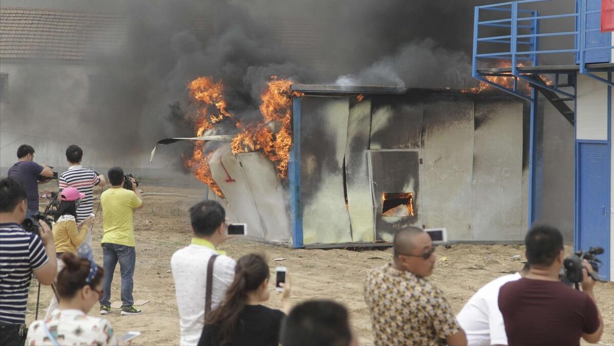 农村全面禁止使用彩钢瓦是真的吗,农村民房彩钢瓦有什么危害