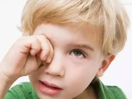 儿童结膜炎一般要多久能症状减轻,结膜炎症状减轻又严重了怎么回事