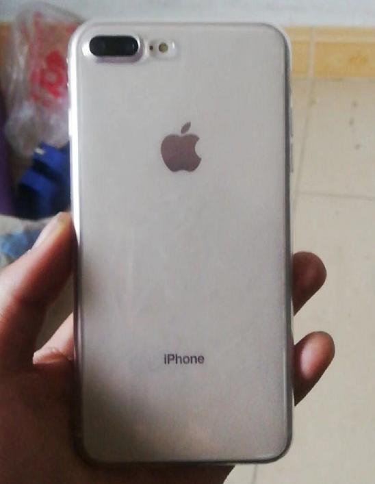 899元货到付款买的iPhone8Plus，总觉得哪里不对？