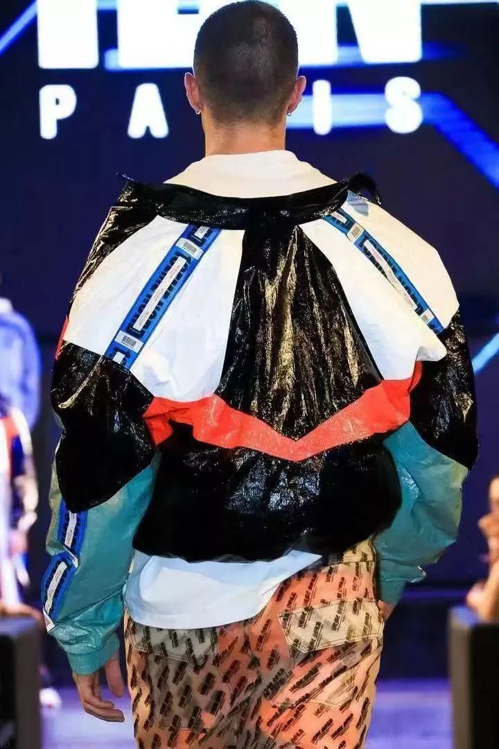 觉得太平鸟、GXG、卡宾不够潮？这个潮流男装可能正对你胃口！