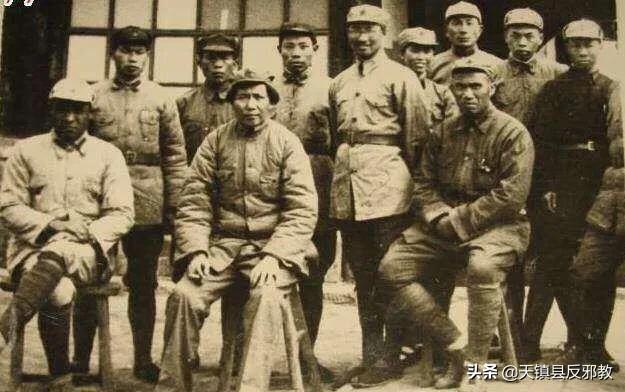 皖南事变中,项英为何一再推迟北上?毛主席一席话道出真相