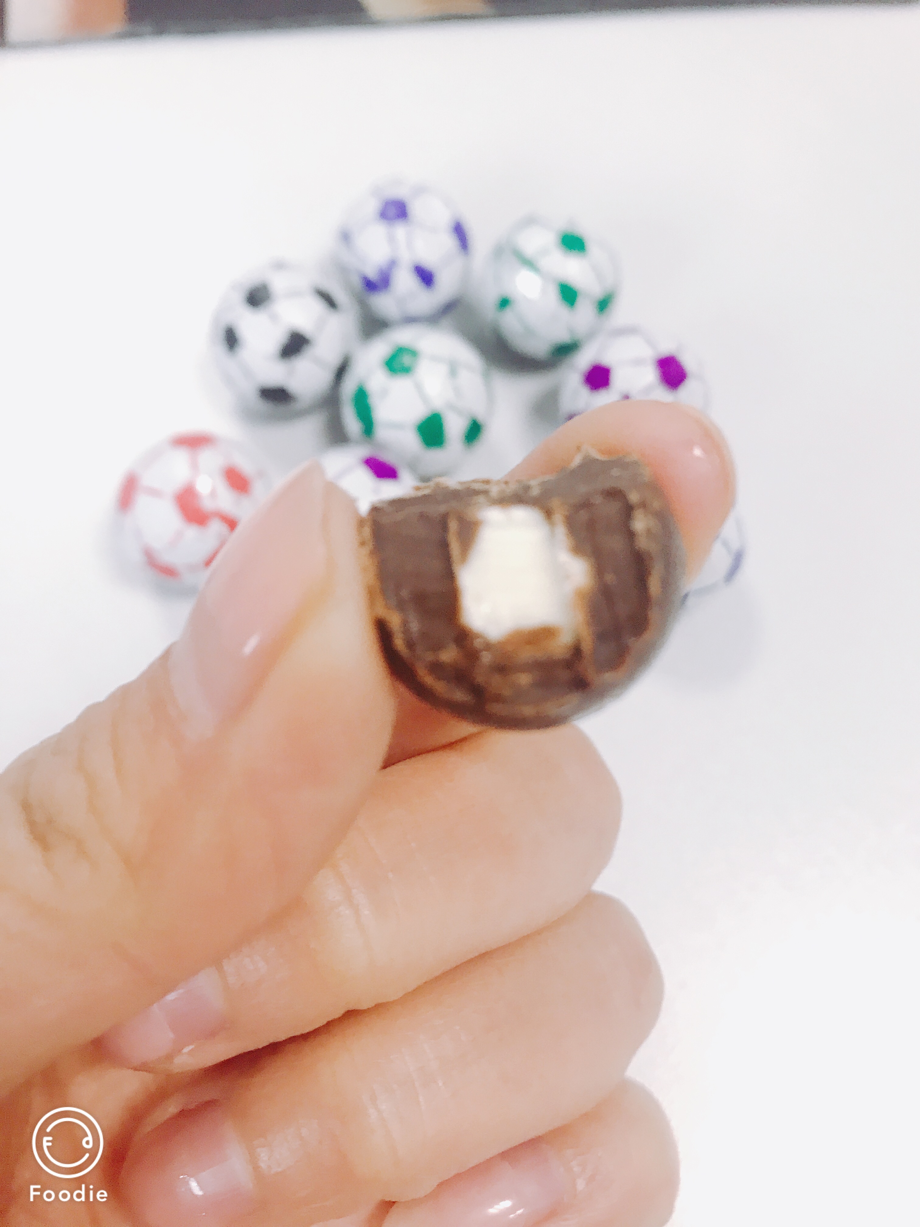 童年的回忆足球巧克力,童年的回忆小卖部吃巧克力