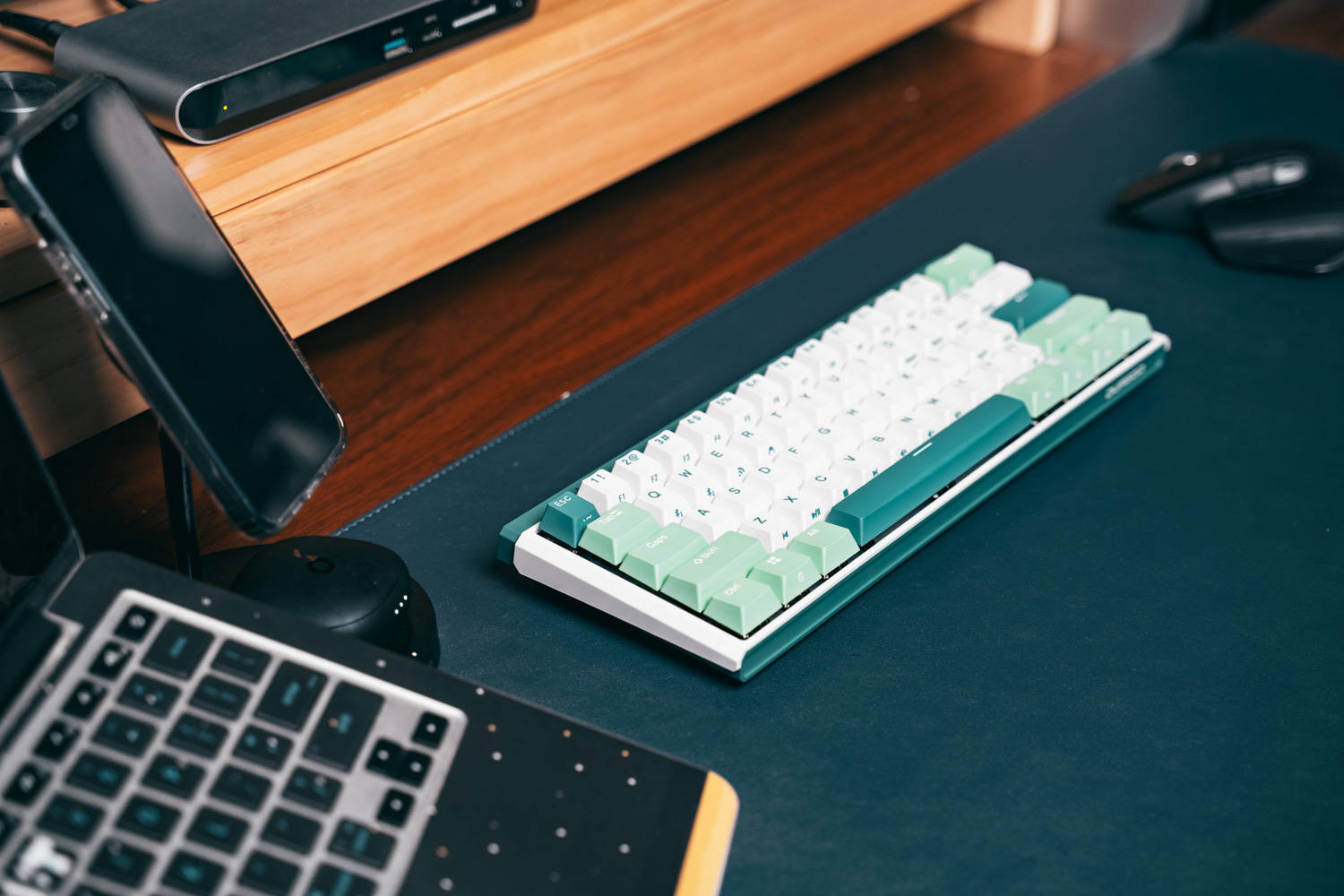 杜伽k330键盘限定,杜伽k310无光版键盘测评