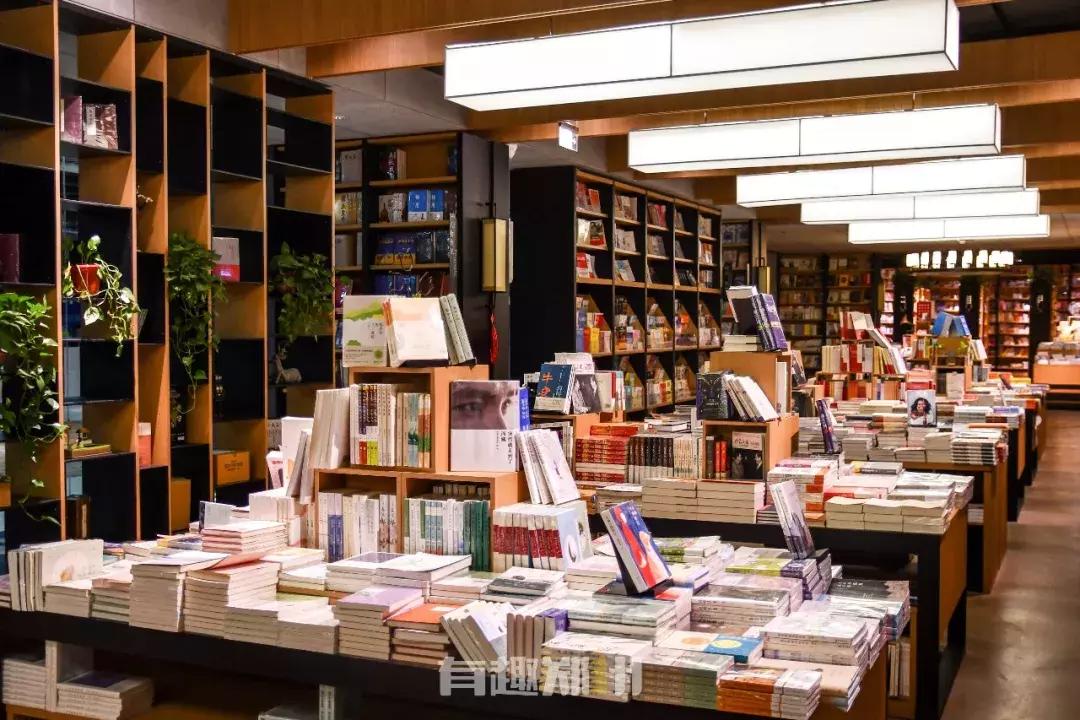 郑州地铁五号线游玩攻略秋季,郑州地铁与5号线沿途有哪些景点