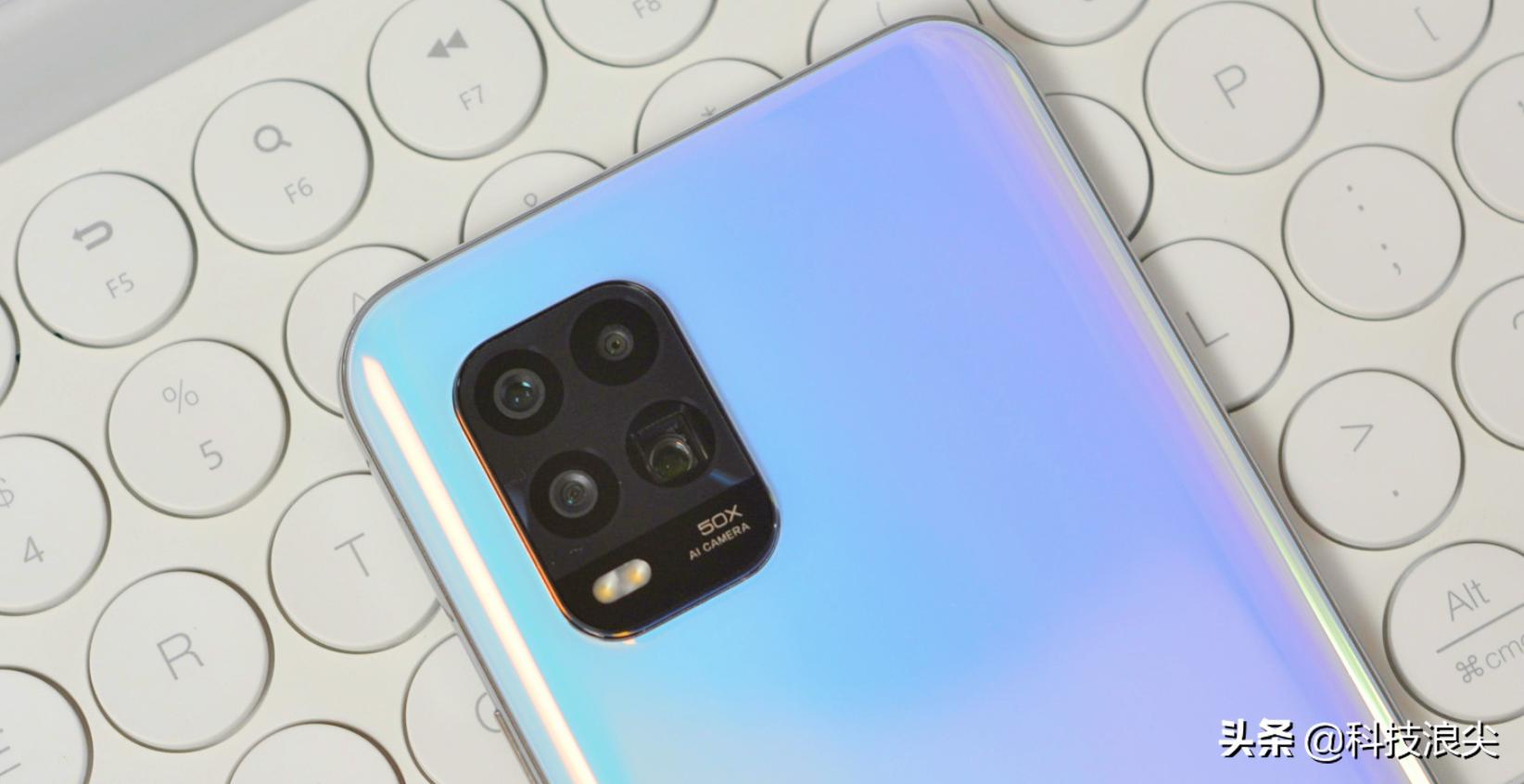 雷军评价极端米粉,雷军对米粉有多好