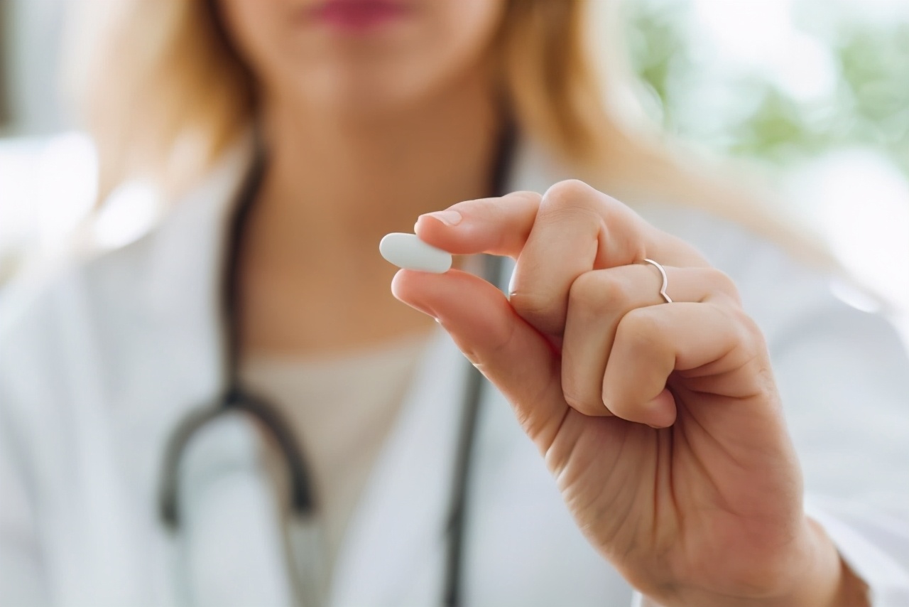 什么牌甲硝唑好用,几块一瓶的甲硝唑能治4种病