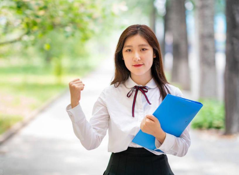 最受男生欢迎的老婆职业,最受欢迎的女友职业