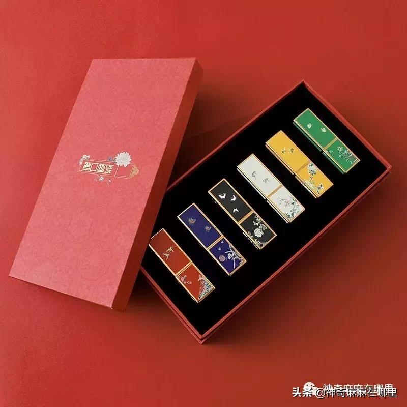 一天卖断80000支,仙到极致的故宫口红
