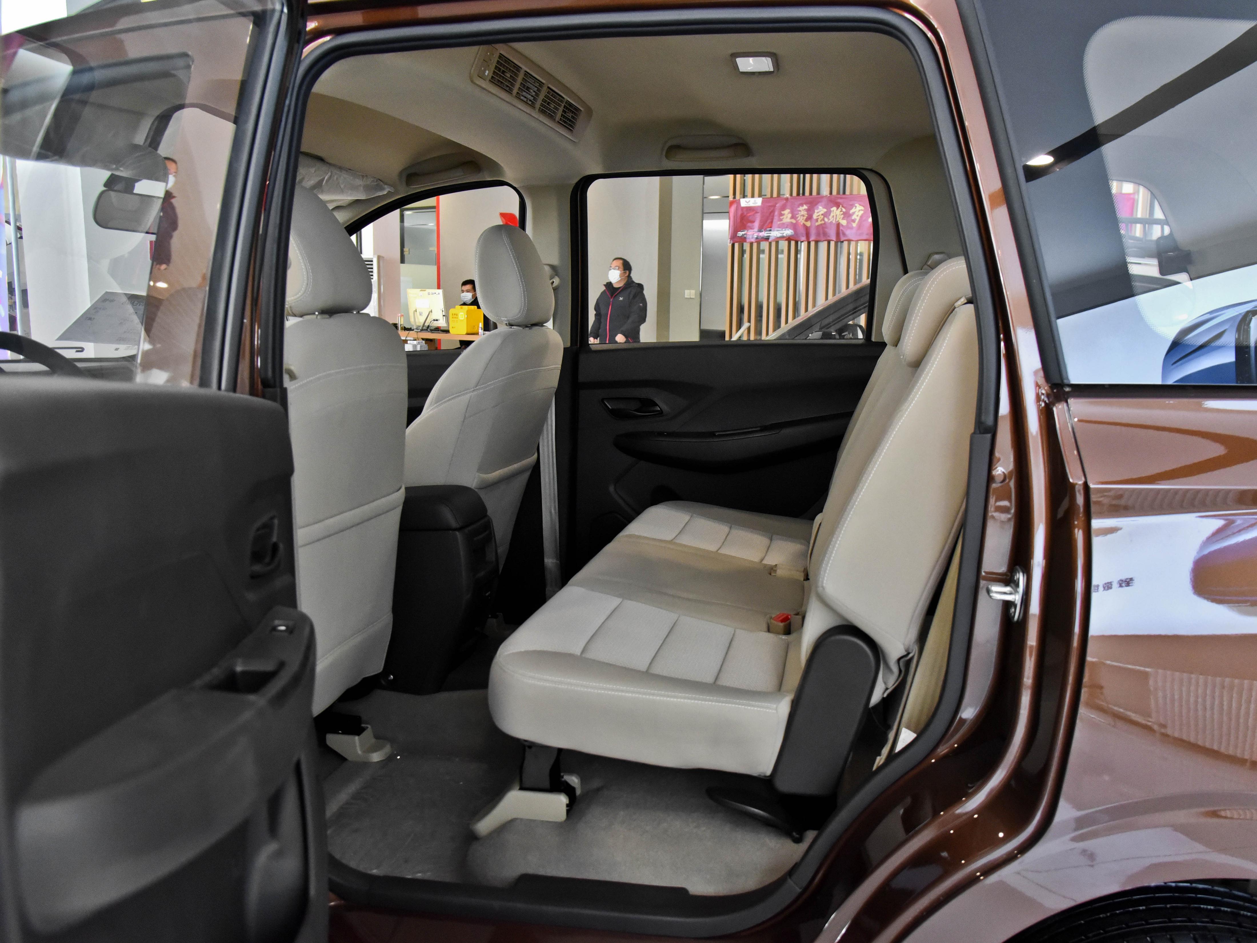 便宜实用的五菱汽车,经济实惠五菱宏光