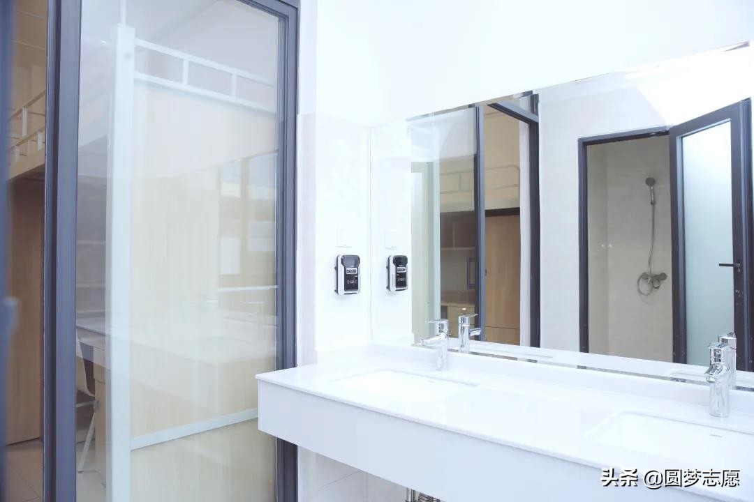 吉利学院研究生奖励15万,吉利学院奖学金政策