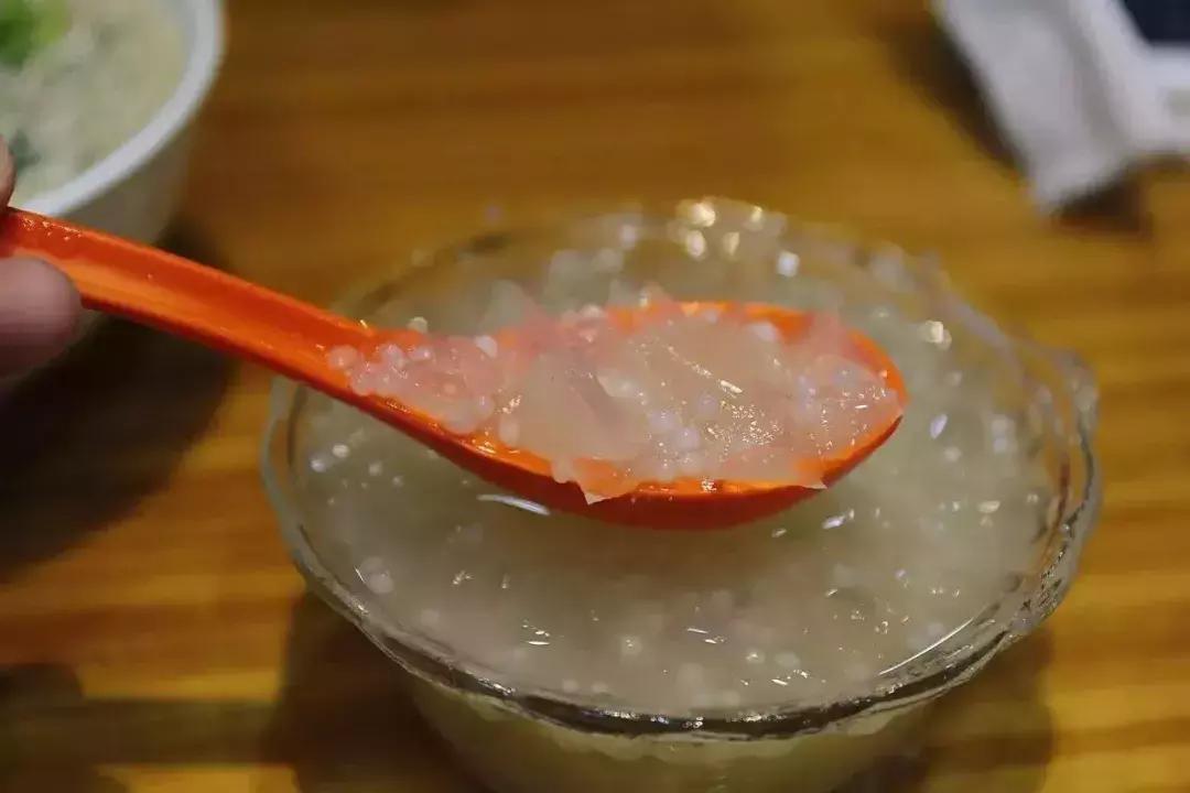 千万不要和谁做朋友,千万不要和人缘好的人做朋友