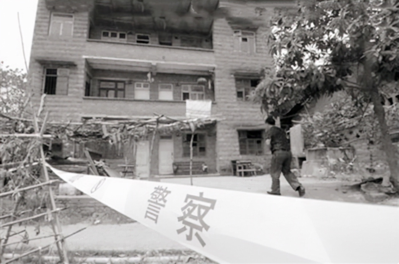 击毙周克华的警察现在怎么样了,击毙周克华的过程