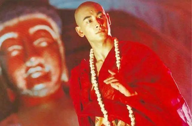 青蛇人生哲理,青蛇痛苦变回原形