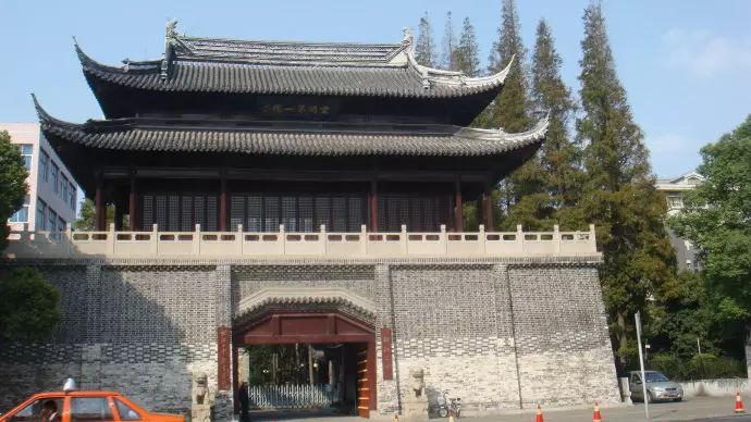 上海松江二中特色,上海市松江二中校园风光