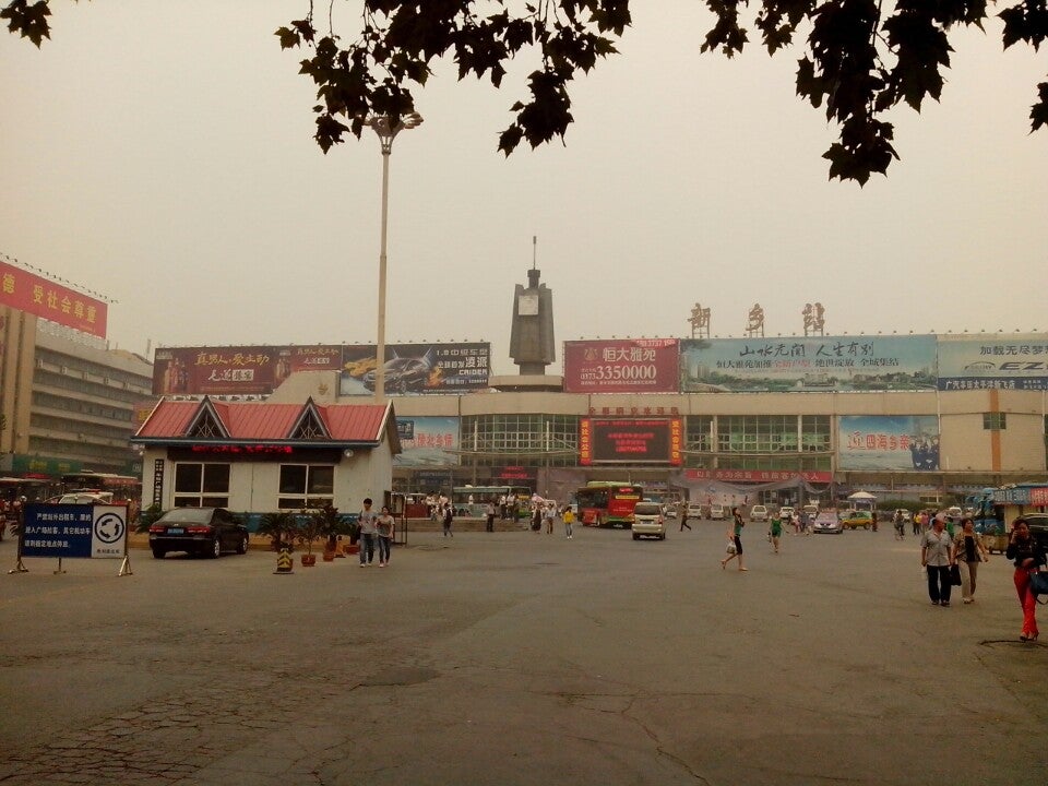 2017河南新乡火车站,河南省新乡市火车站变化了吗