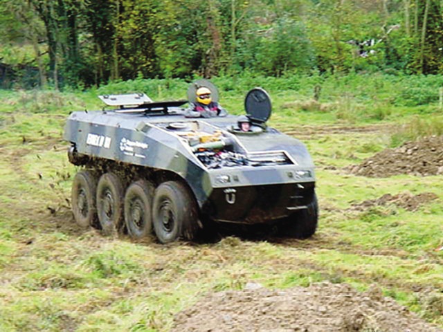 摩天大楼钢铁怪兽,摩天大厦狂暴巨兽视频