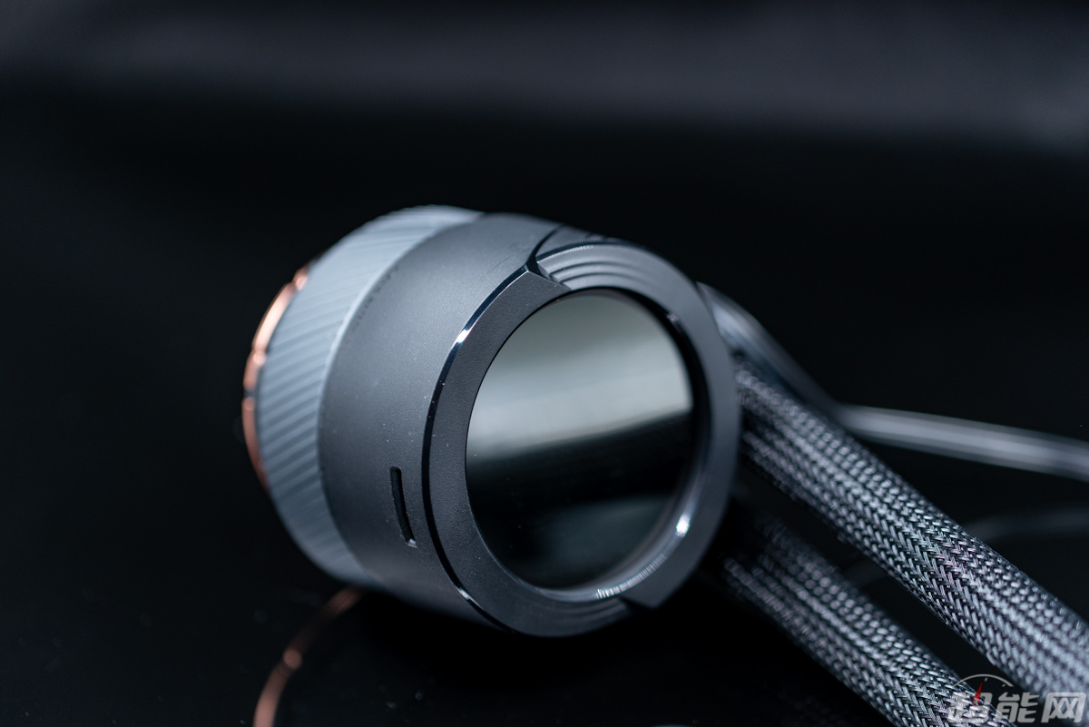 技嘉360水冷对比评测,技嘉水雕360水冷2代和一代的区别