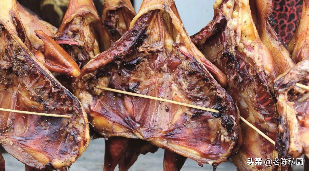 镇店之宝香焖鸡,镇店之宝草原风干里脊肉干