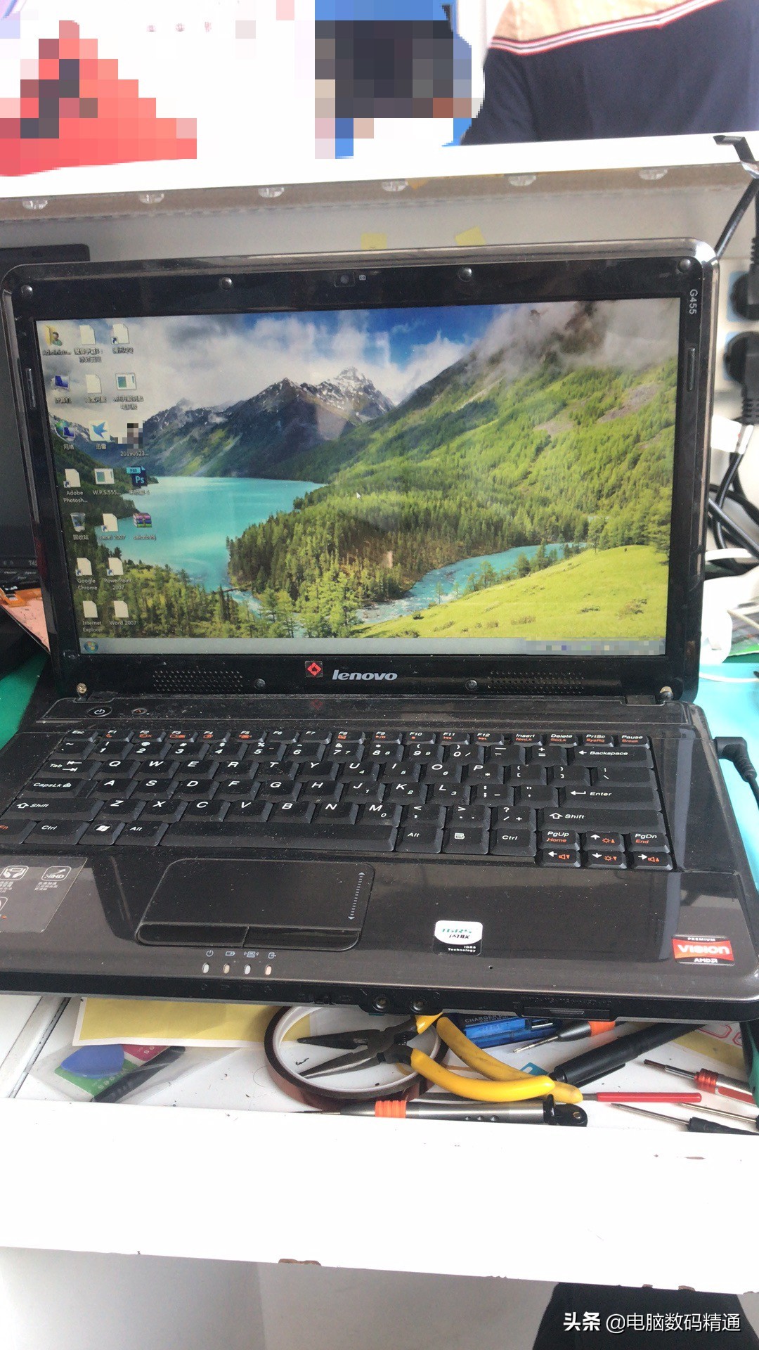 我故意把客户电脑摔地上了，我愿意赔偿她，我只能帮她到这里了！