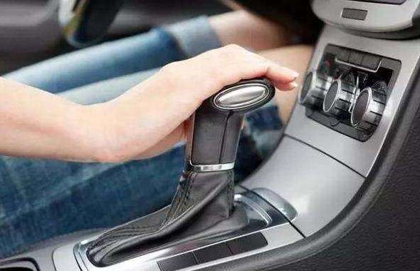 自动挡起步太快怎么办,捷达自动挡起步肉怎么办