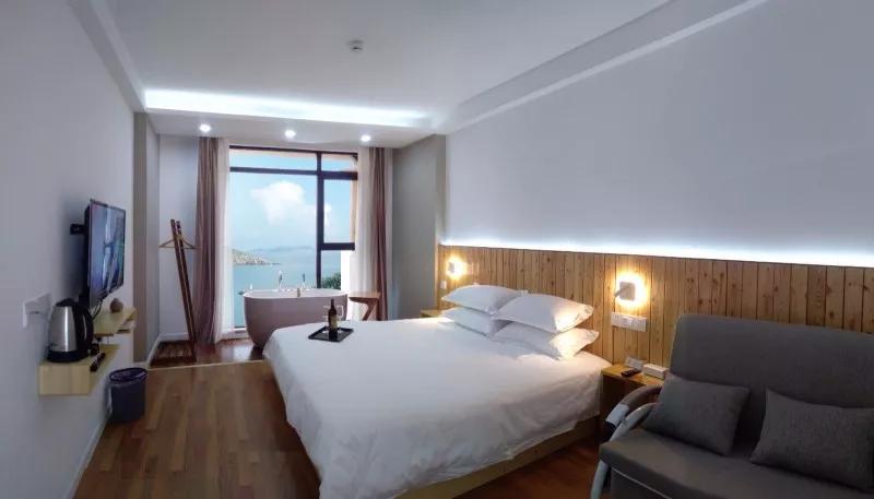 漂洋过海来相约,嵊泗曦海民宿看日出