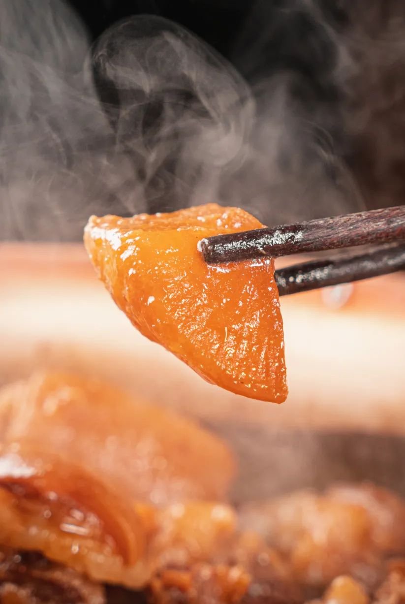 老西关炭炉羊肉煲，不给蘸酱！藏在村子里，门口停满豪车