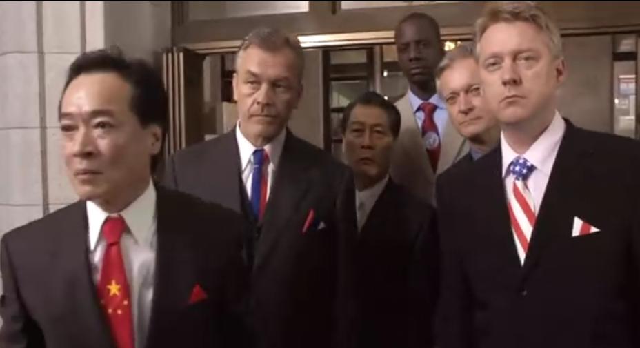 欧美影后沦为站街女外国美女仆人半买半送！网友：导演不是一般人