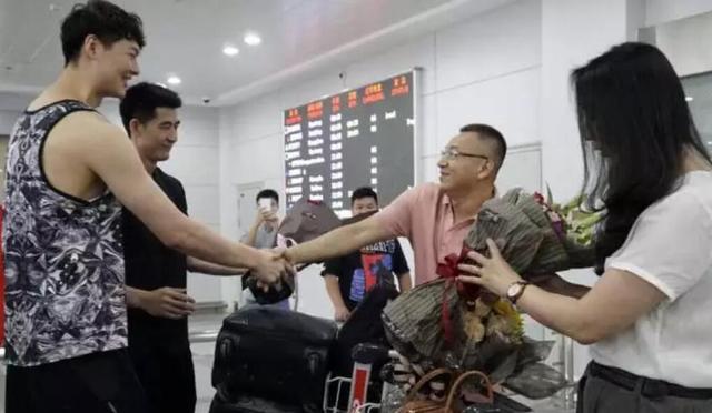 张劲松带领U19世界杯垫底,如果让血书门主帅范斌来会怎样?