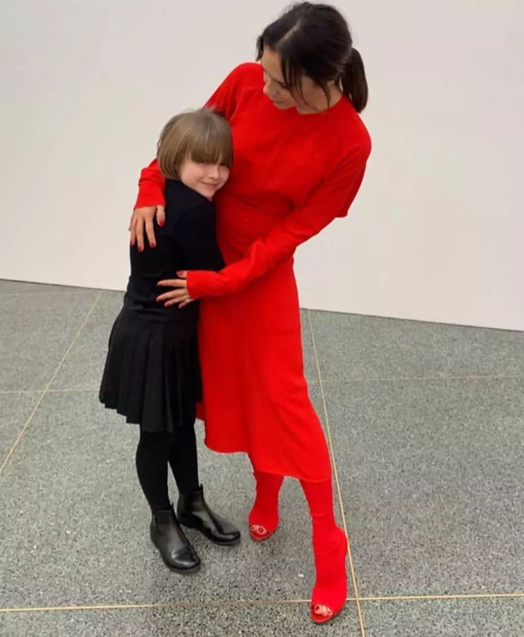 victoriabeckham出街,victoriabeckham谢幕