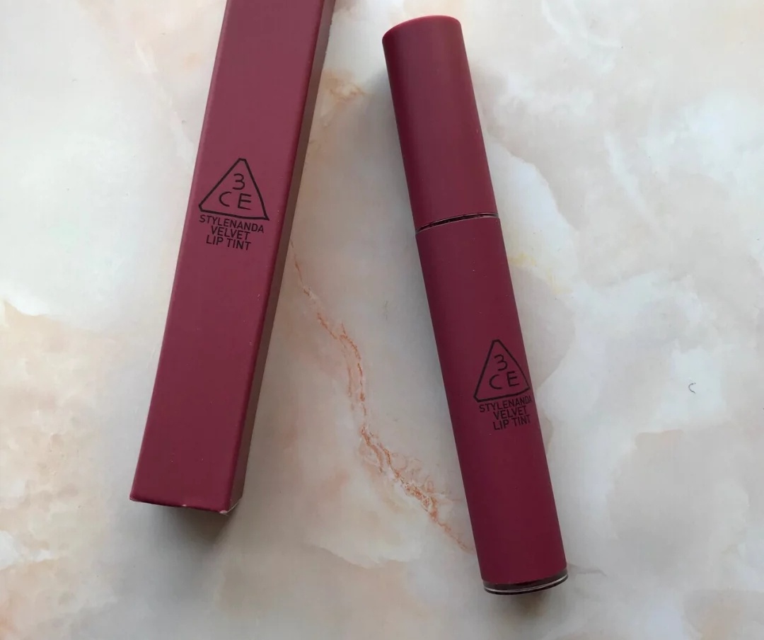 3ce透明口红unstainedred新色,3ce烟管口红fluffyred和mac316