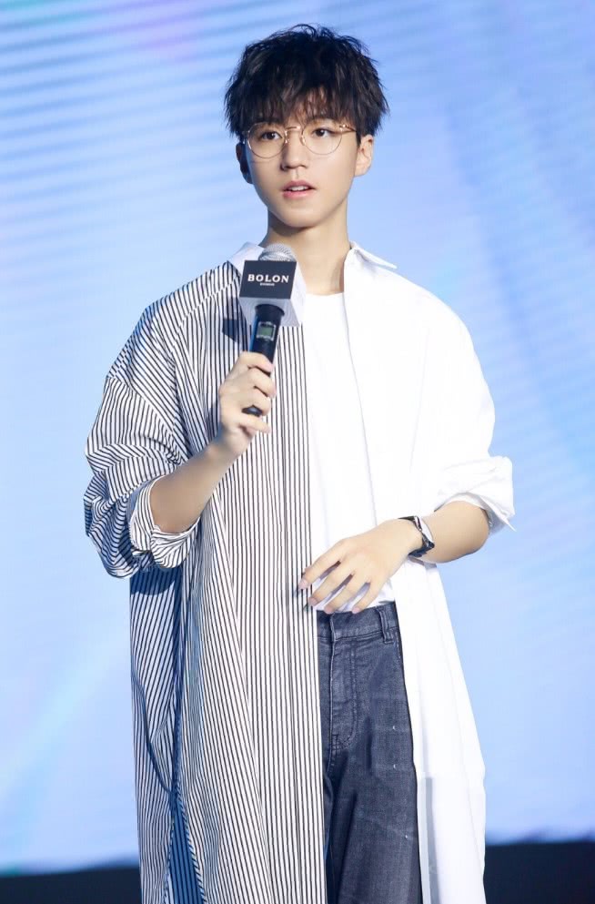 王俊凯同款手链叫什么,王俊凯的同款手链怎么戴