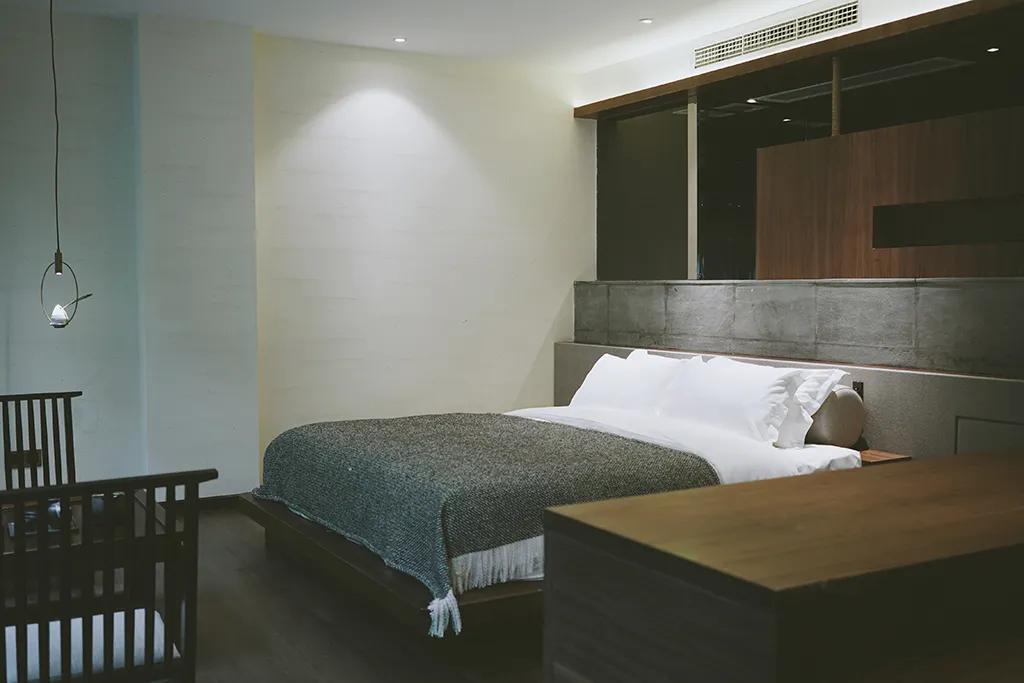 森林秘境的温泉,森林里野奢温泉度假酒店下午茶