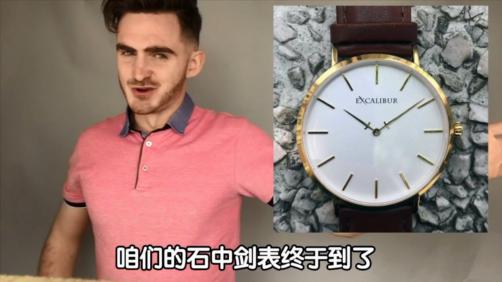 你穿什么颜色显瘦,你穿哪个颜色显白