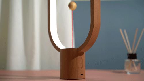 宜家高颜值台灯,广美磁悬浮台灯