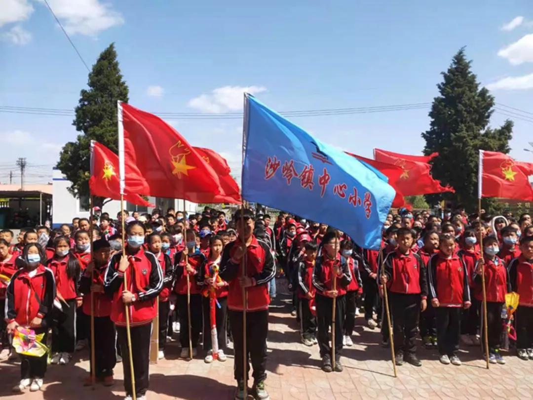 学党史践雷锋争做时代新人作文,学党史敬劳模简单内容