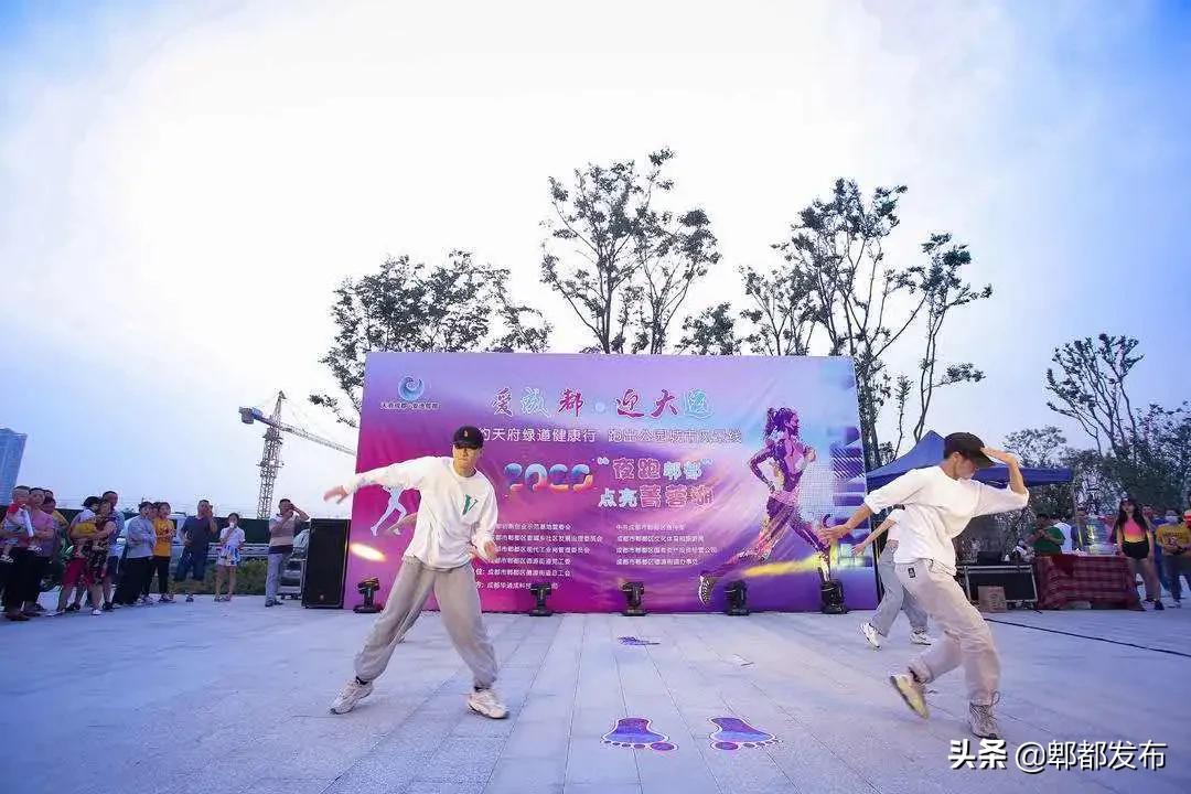 灯光秀奥运夺冠,奥运冠军夜游西安