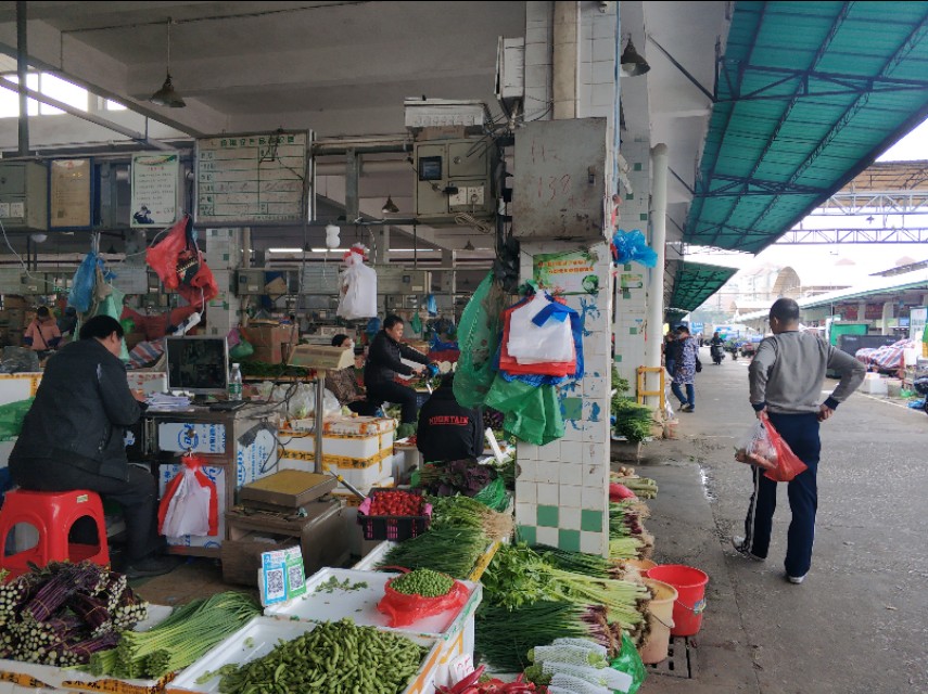 广州最大的家具城批发市场在哪里,广州最大的二手车批发市场在哪里