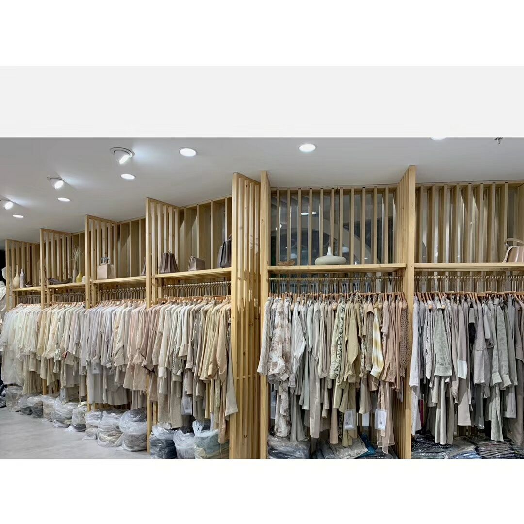 广州服装批发怎么拿货,服装按斤批发到哪拿货