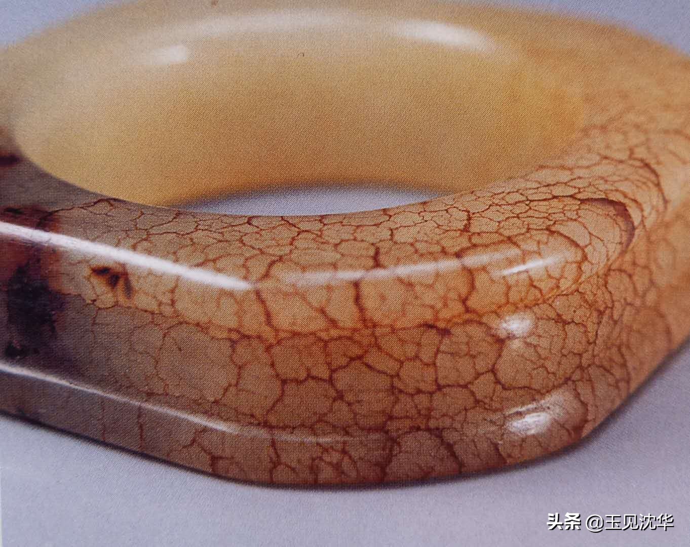 紫光灯鉴定古玉沁色方法,和田古玉最简单的鉴定方法