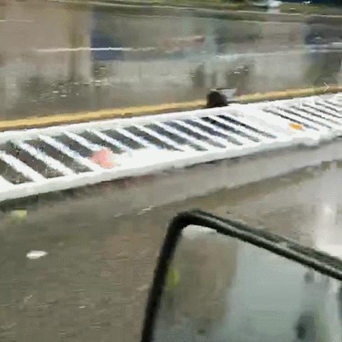 泗洪周边暴雨最新状况,泗洪大雨暴雨视频最新