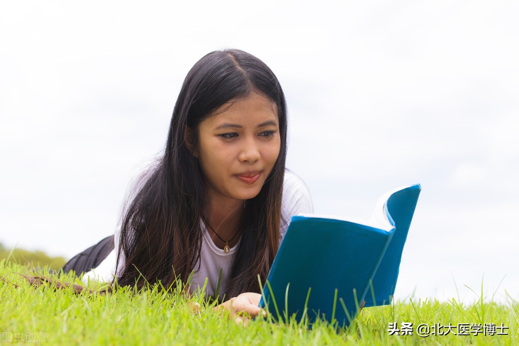 女人得了外阴白斑奇痒无比咋办？谨记三要三不要，坚决避免动手术