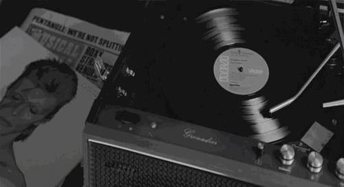 十年前的独立厂牌成立潮：金融危机下，音乐不倒！