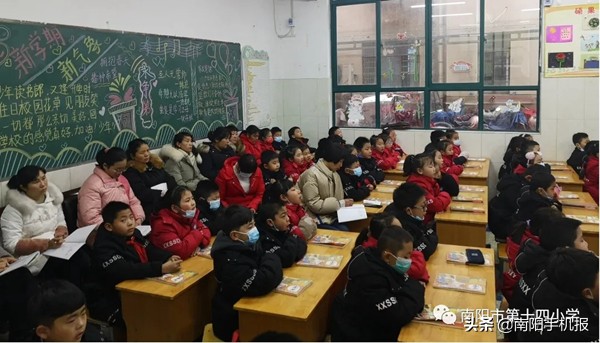 南阳市第十四小学校2017,南阳市第九小学新生迎开学季