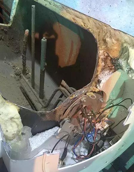 热水器剖开图,9年的热水器打开是什么样