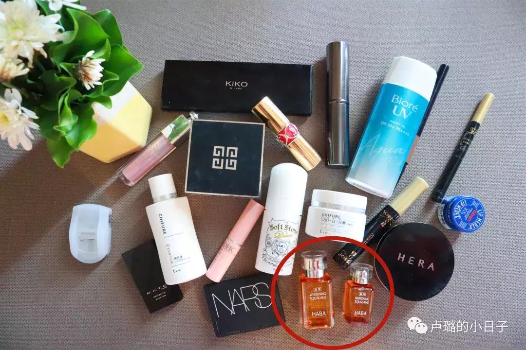 出门便携式化妆包软包中号,旅行化妆包大公开