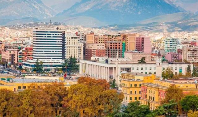 现在阿尔巴尼亚对中国的评价,中国和阿尔巴尼亚怎么分手的